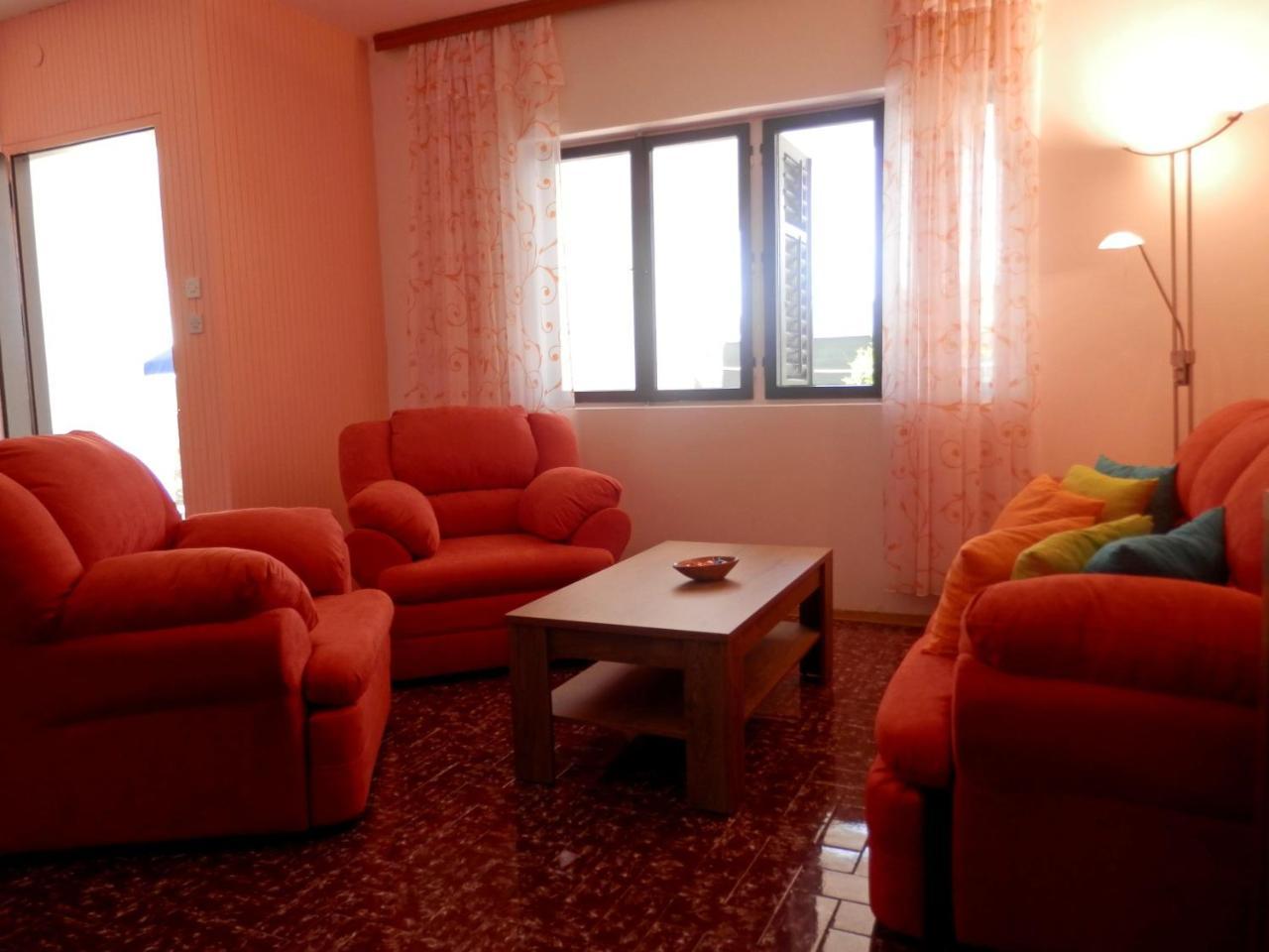 Apartments Zivana ロゴズニッツァ エクステリア 写真